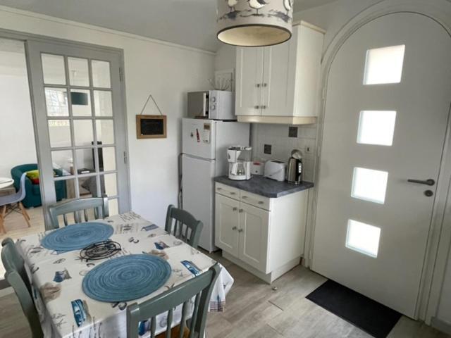 サン・ジョルジュ・ド・ディドンヌ Adorable Petite Maison A 400M De La Merヴィラ エクステリア 写真